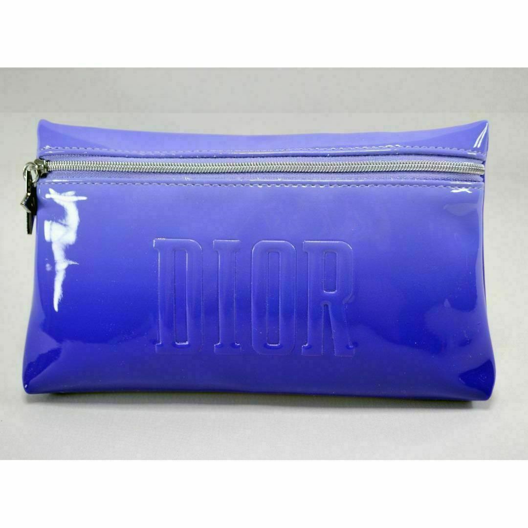 Dior(ディオール)のdorp1blu 新品未使用本物 Dior ディオール　ノベルティエナメルポーチ レディースのファッション小物(ポーチ)の商品写真