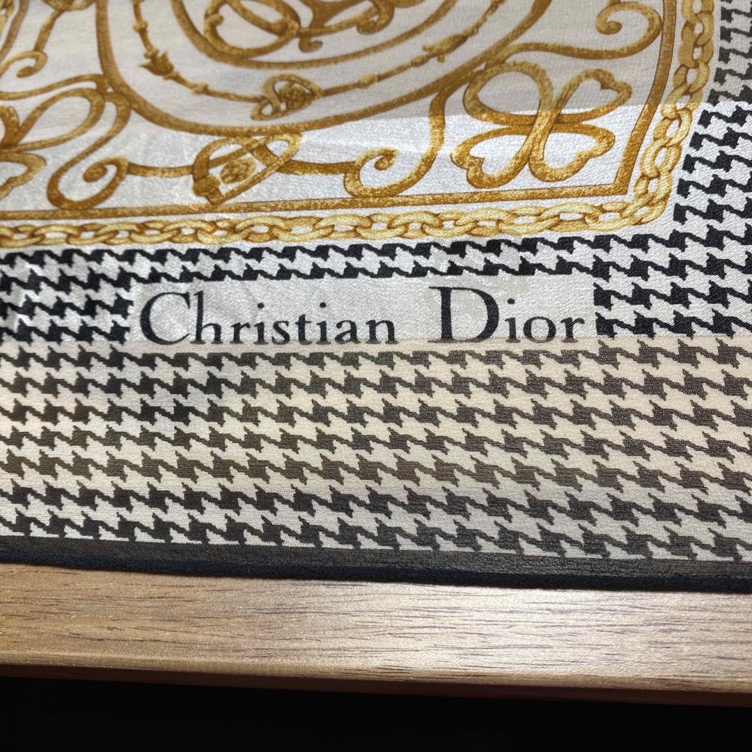 Christian Dior  大判　スカーフ 2