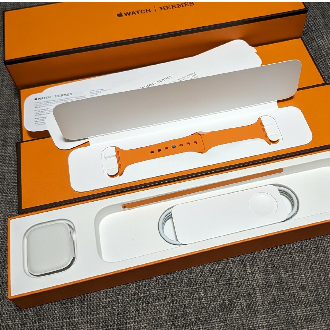 Apple Watch(アップルウォッチ)のAppleWatch Hermes S7 41mm 中古 AppleCare有 スマホ/家電/カメラのスマートフォン/携帯電話(その他)の商品写真