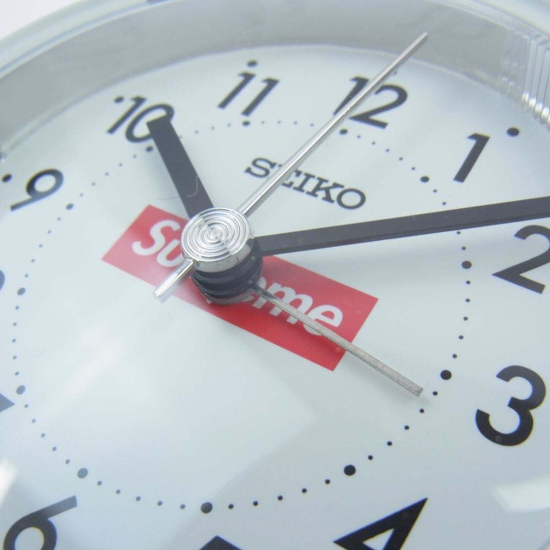 Supreme(シュプリーム)のSupreme シュプリーム 置時計 22AW × Seiko セイコー Alarm Clock アラーム クロック 時計 ホワイト系【新古品】【未使用】【中古】 メンズのアクセサリー(その他)の商品写真