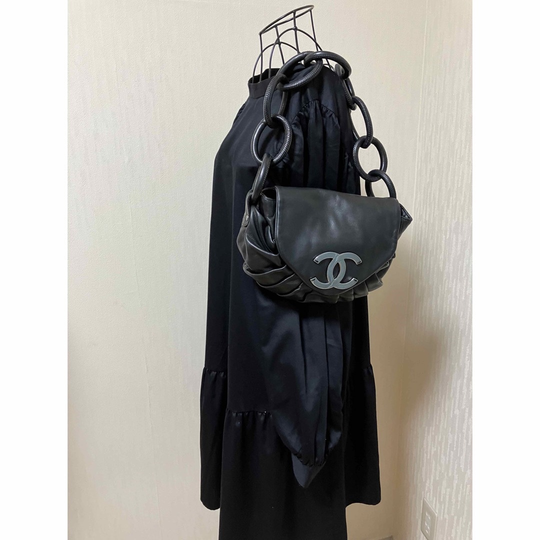 CHANEL(シャネル)の専用♡超美品★ シャネル  デカココ ラリング ショルダーバッグ  正規品 レディースのバッグ(ショルダーバッグ)の商品写真