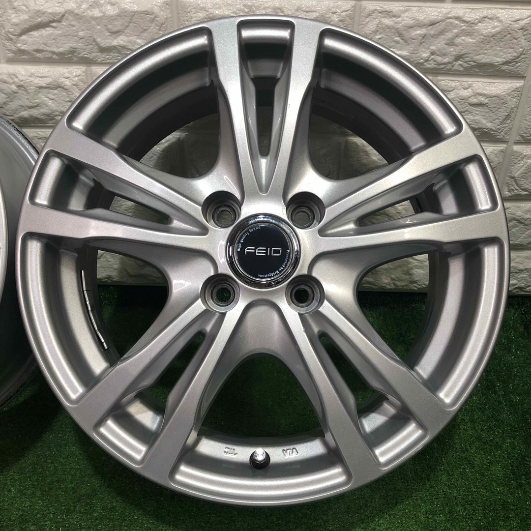 1　ブリヂストン　トップラン　17×7J　インセット+53　5穴×100