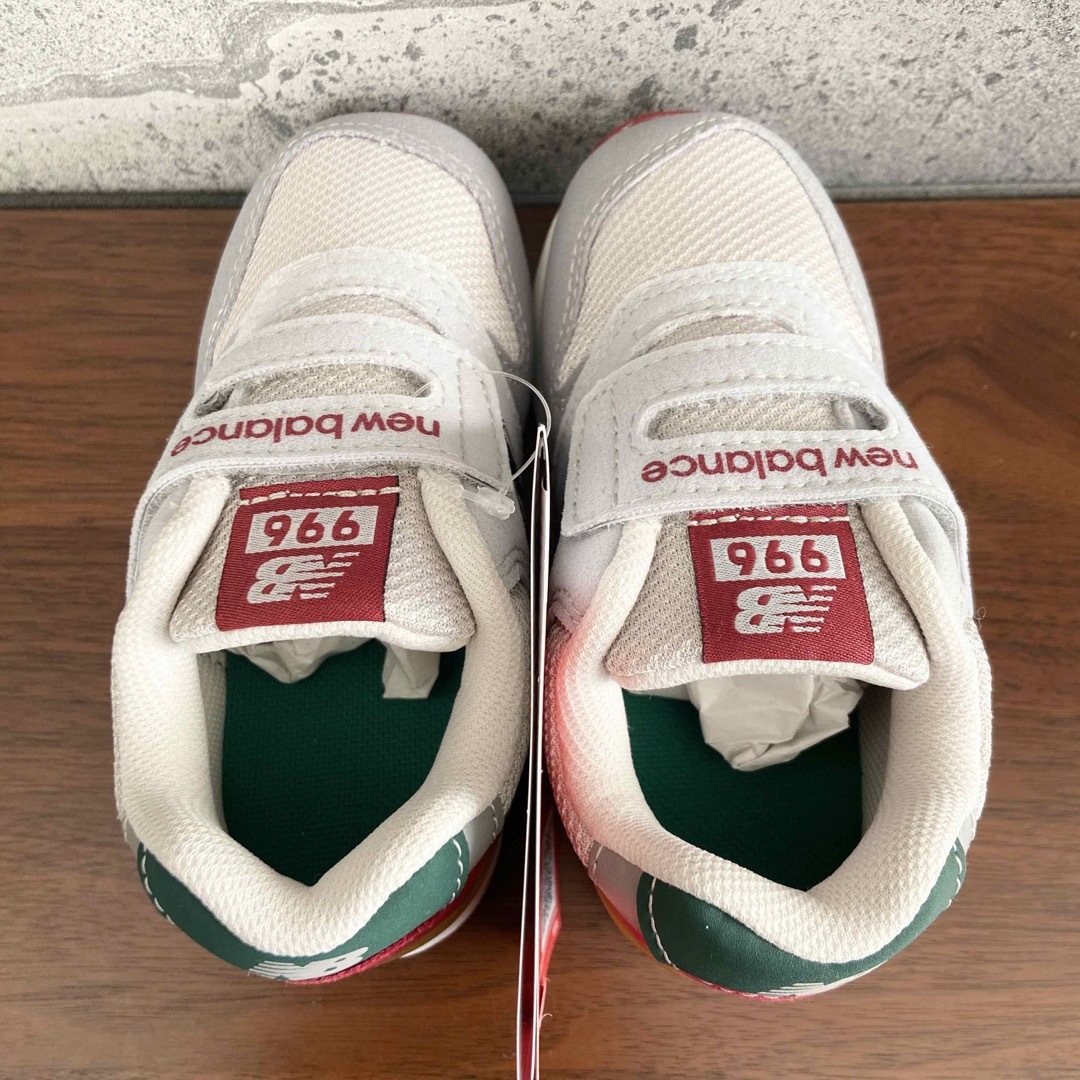 New Balance - 【新品】15.5センチ グレー×レッド New Balance - 【新品】15.5センチ グレー×レッド
