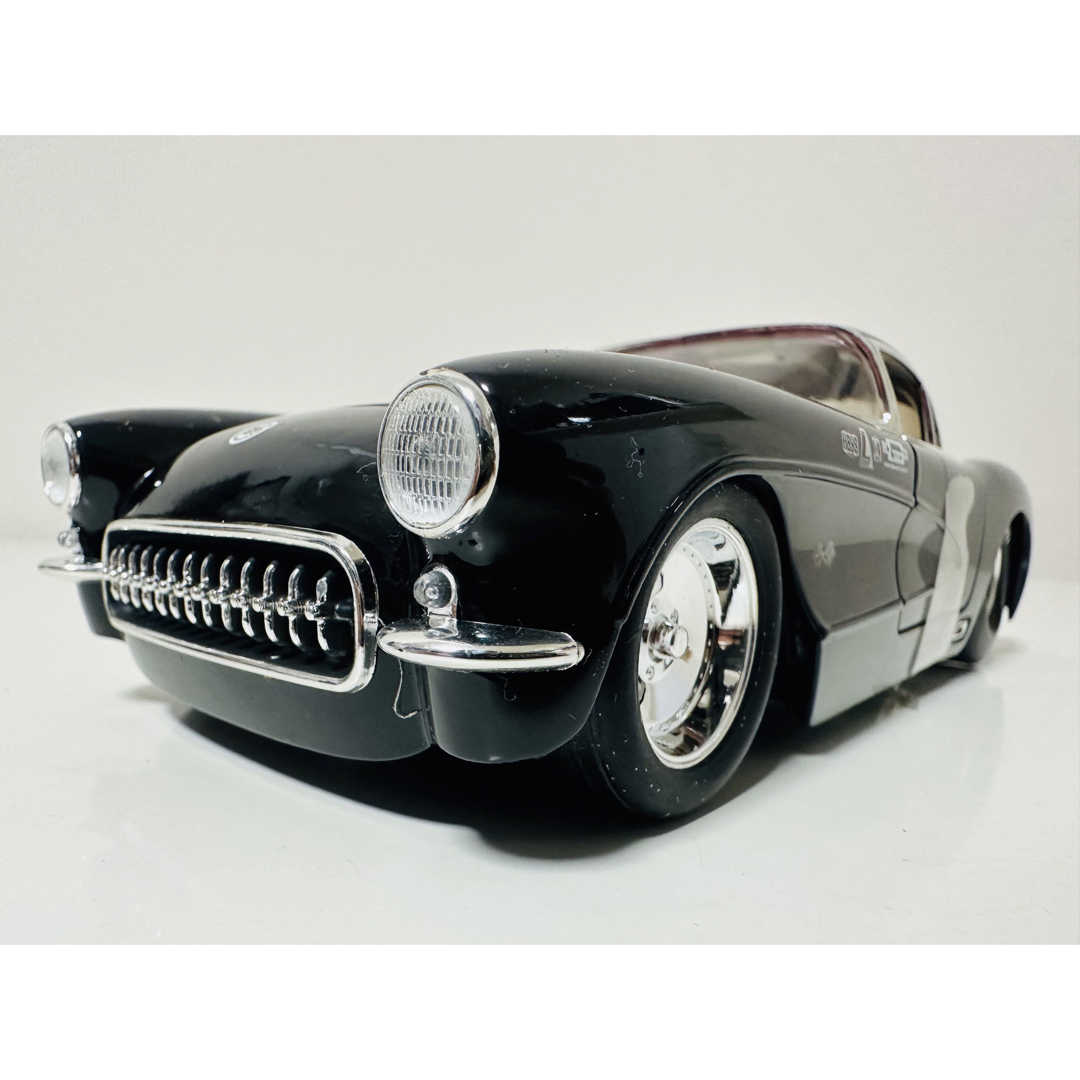 Chevrolet(シボレー)のジェイダ/’57 Chevyシボレー Corvetteコルベット 1/24絶版  エンタメ/ホビーのおもちゃ/ぬいぐるみ(ミニカー)の商品写真