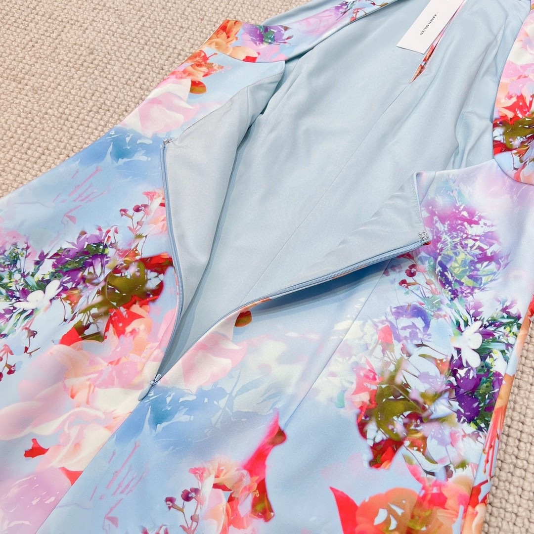 Karen Millen - ❤️ Karen Millen新作 新品 ブルー 花柄ワンピース