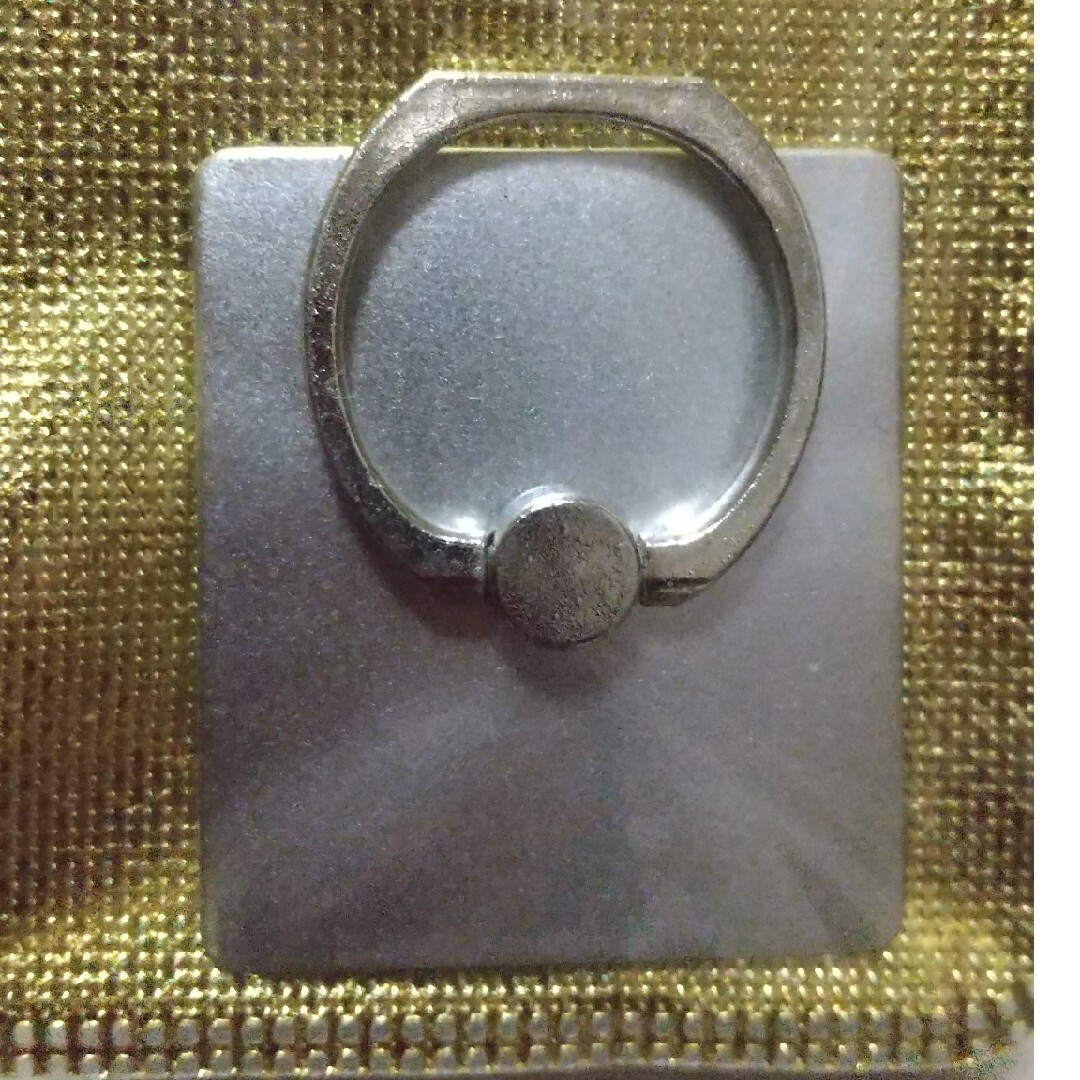 スマホリング シルバー スマホ/家電/カメラのスマホアクセサリー(その他)の商品写真