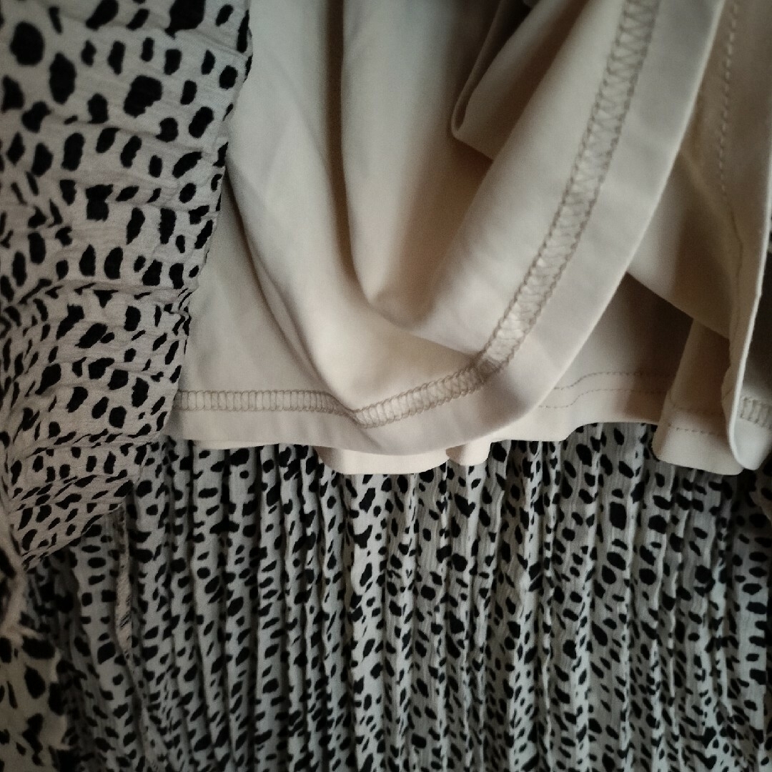 Discoat(ディスコート)のDiscoat  裏地付き プリーツロングスカート レディースのスカート(その他)の商品写真