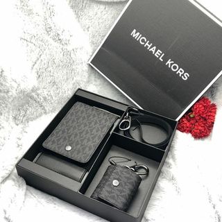 ⭐Michael Kors⭐新品 携帯AirPodsケース 黒