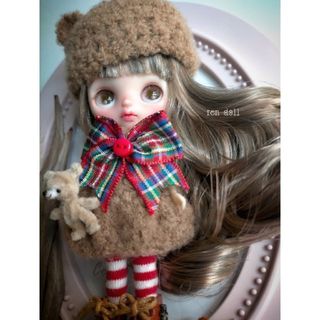 カスタムアイシードール✰プチサイズ　サロペットとおまけの帽子付　ren doll