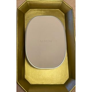 アルビオン(ALBION)の【美品】アルビオン　プリンプ　パウダレスト　ピンクベージュ030 ケース付(ファンデーション)