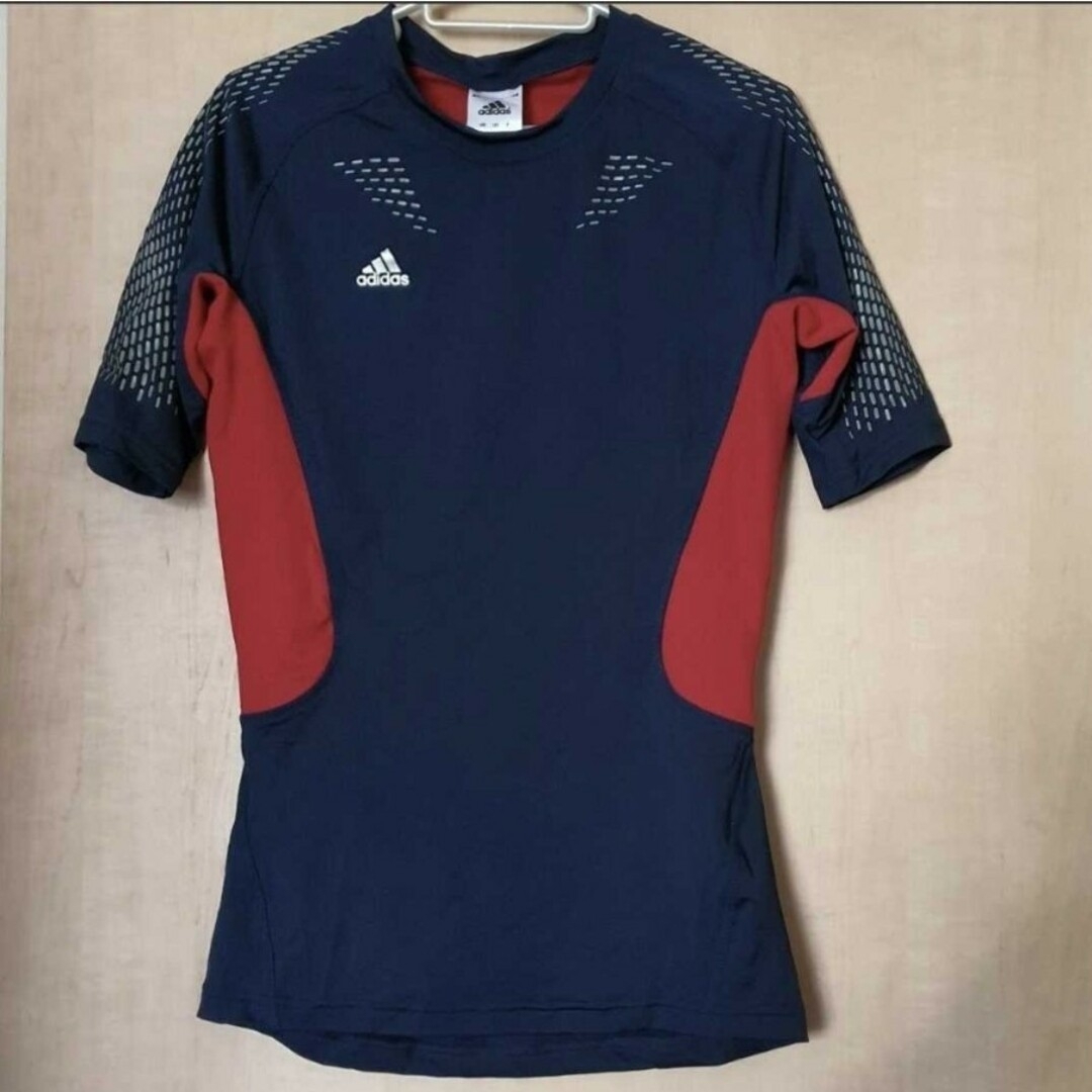 adidas(アディダス)のアディダス コンプレッションシャツ M インナーウェア パワーインナー 新品 スポーツ/アウトドアのトレーニング/エクササイズ(その他)の商品写真