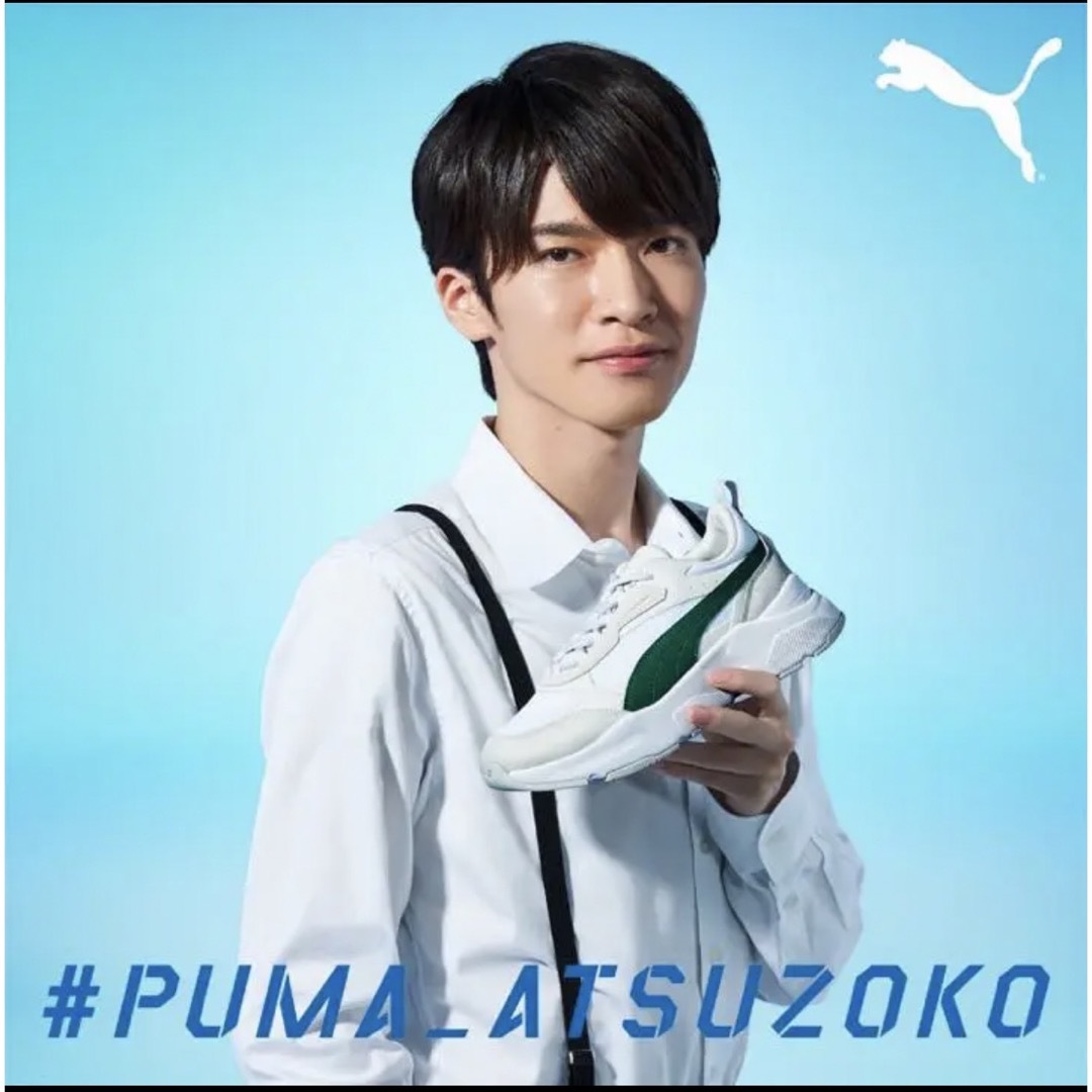 PUMA スニーカー