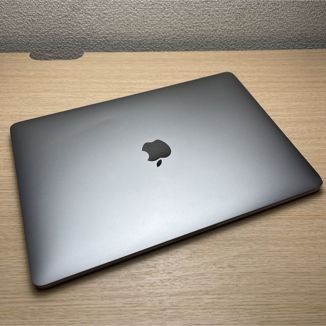 MacBook Pro 最新Venture Windows 4K Office