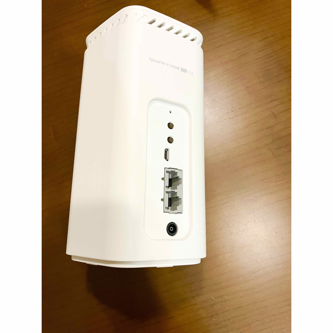NEC(エヌイーシー)のWiMAX ホームルーター Speed Wi-Fi HOME L12 スマホ/家電/カメラのPC/タブレット(PC周辺機器)の商品写真