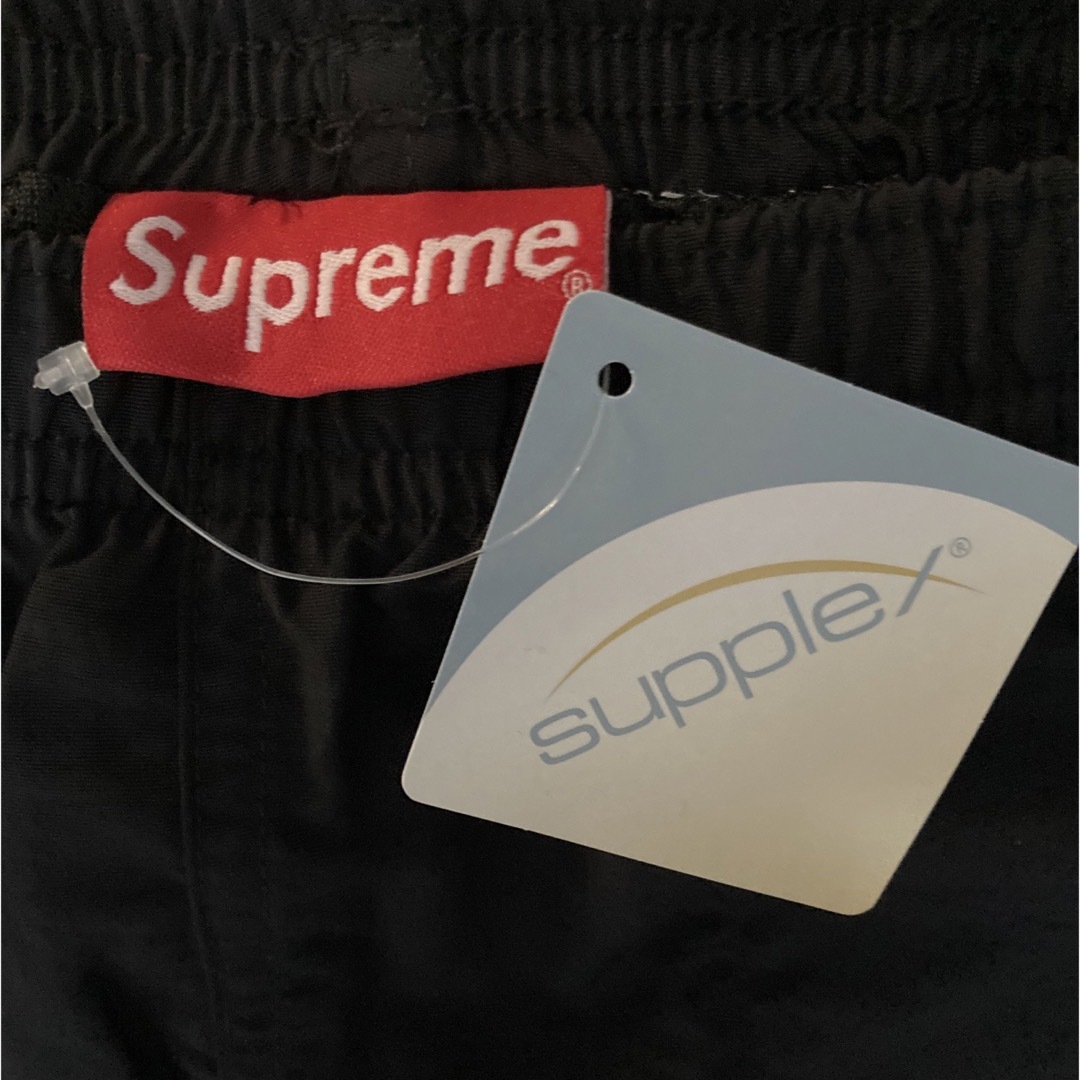 Supreme(シュプリーム)のsupreme Nylon Water Short メンズのパンツ(ショートパンツ)の商品写真