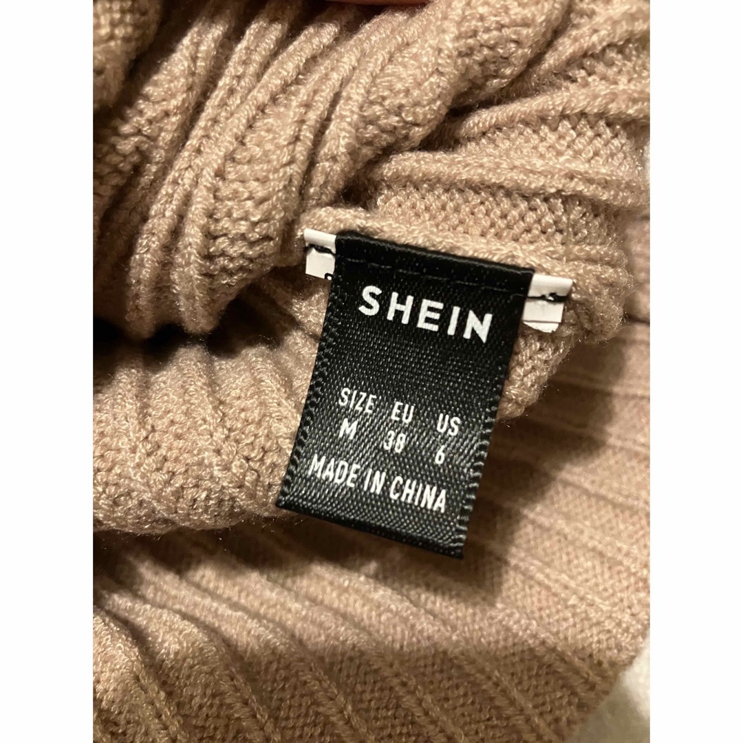 SHEIN リブニット　クロスオーバー　セーター レディースのトップス(ニット/セーター)の商品写真