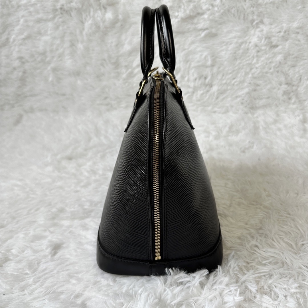◇◇ 極上美品 ◇ルイヴィトン LOUIS VUITTON アルマ M52142-
