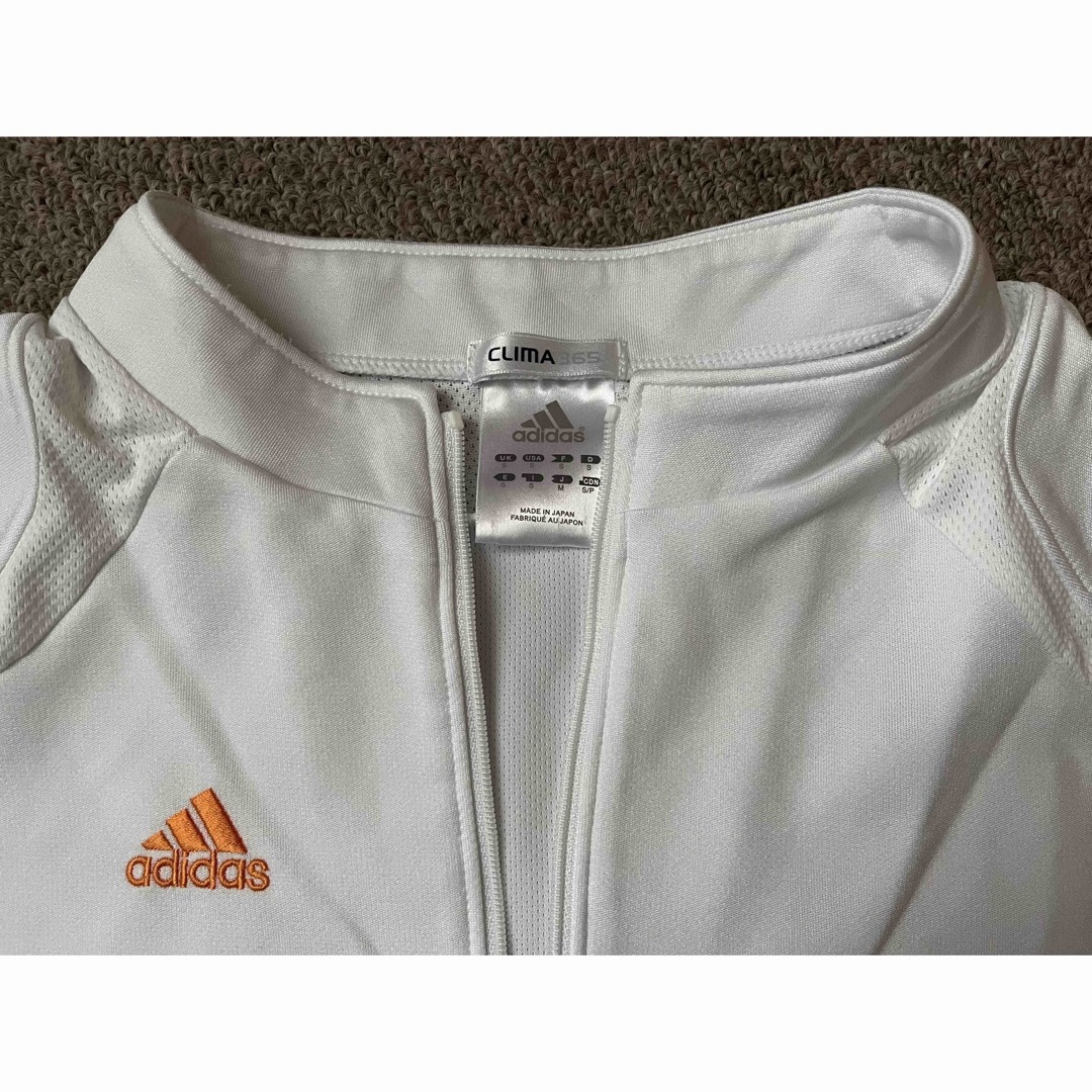 adidas(アディダス)のadidas（アディダス）◇トレーニングウェア◇半袖Tシャツ◇ホワイト スポーツ/アウトドアのテニス(ウェア)の商品写真