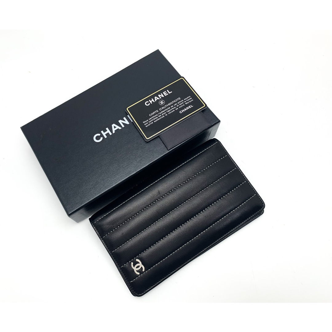 CHANEL(シャネル)のCHANEL シャネル 黒 ニューマドモアゼル ココマーク 2つ折りサイフ 長財布 レディースのファッション小物(財布)の商品写真