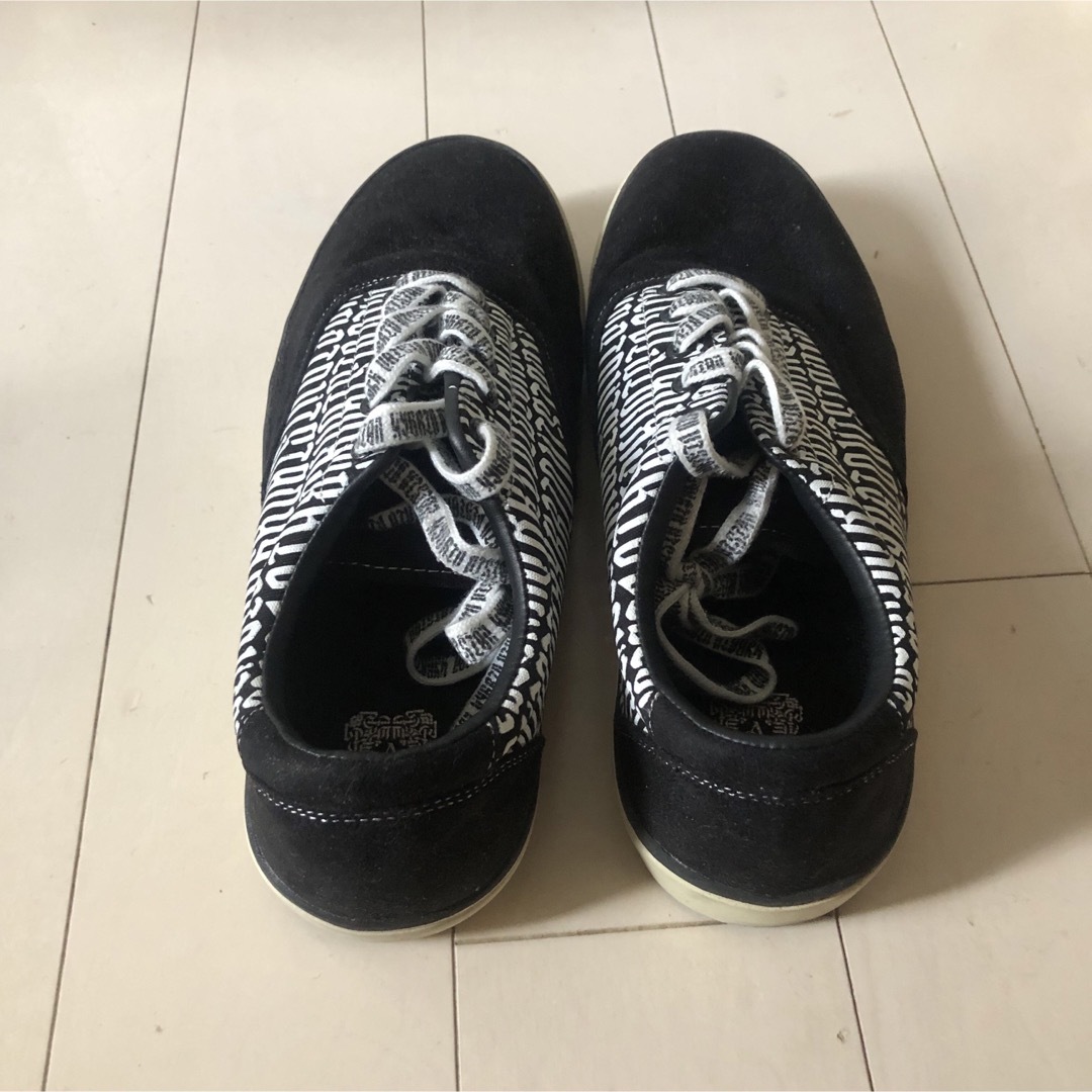 GU(ジーユー)のGU×アエロシン-レックス・メストロヴィック　スニーカー　ジーユー　ブラック メンズの靴/シューズ(スニーカー)の商品写真