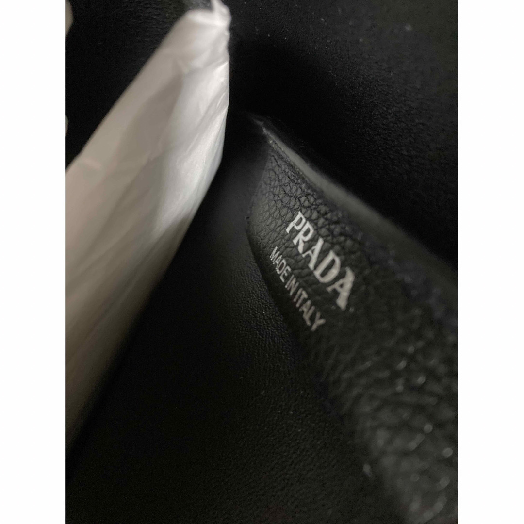 PRADA ミディアムレザートート(お買上証明書付)