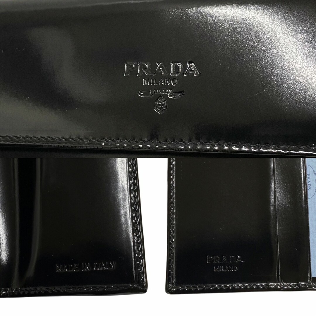 PRADA - ほぼ未使用 レア 箱 カード付 PRADA プラダ ロゴ 刻印