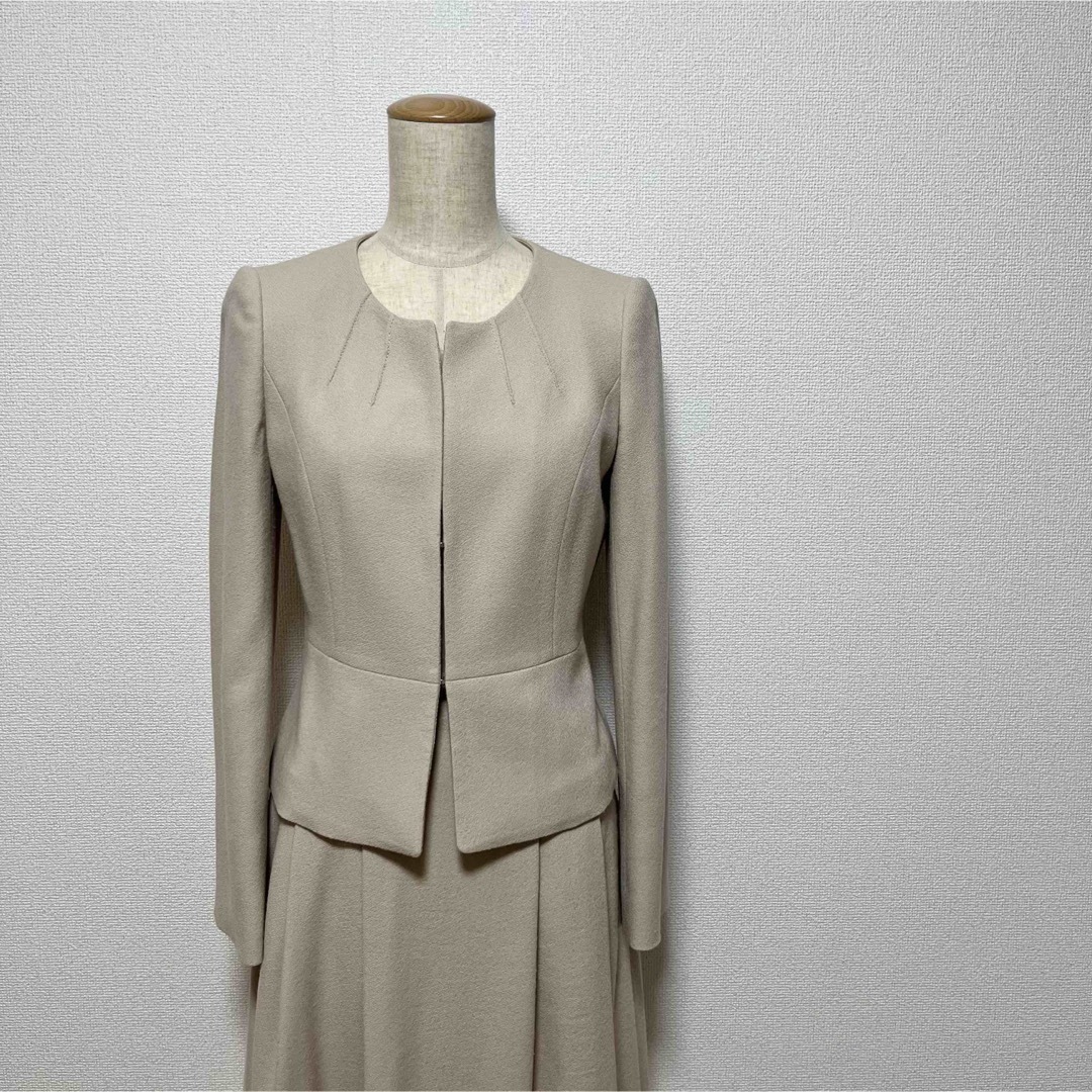 ANAYI 上品 ベージュ セットアップ スカートスーツ 36 S - スーツ