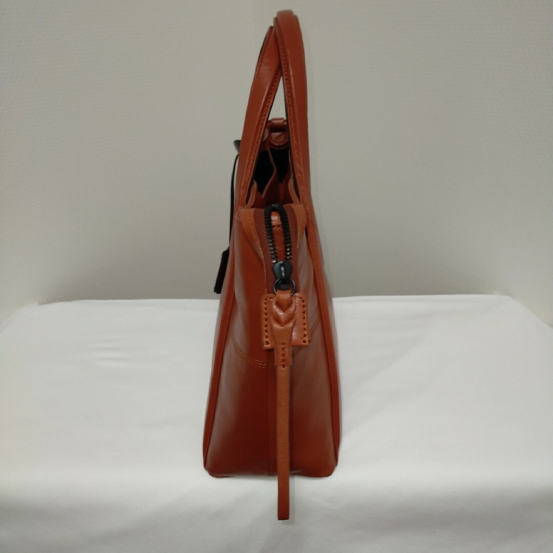新品未使用 美品 プラグ/PLUG ゴートレザーミニトートバッグ オレンジ