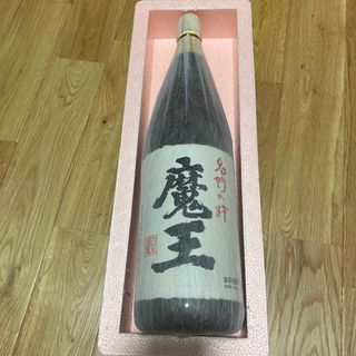 シラタマジョウゾウ(白玉醸造)の名門の絆　魔王　焼酎　1800ml(焼酎)