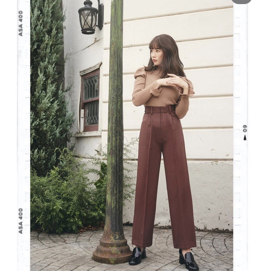 Her lip to(ハーリップトゥ)の本日まで‼️ Super High Waisted TwillPants レディースのパンツ(カジュアルパンツ)の商品写真