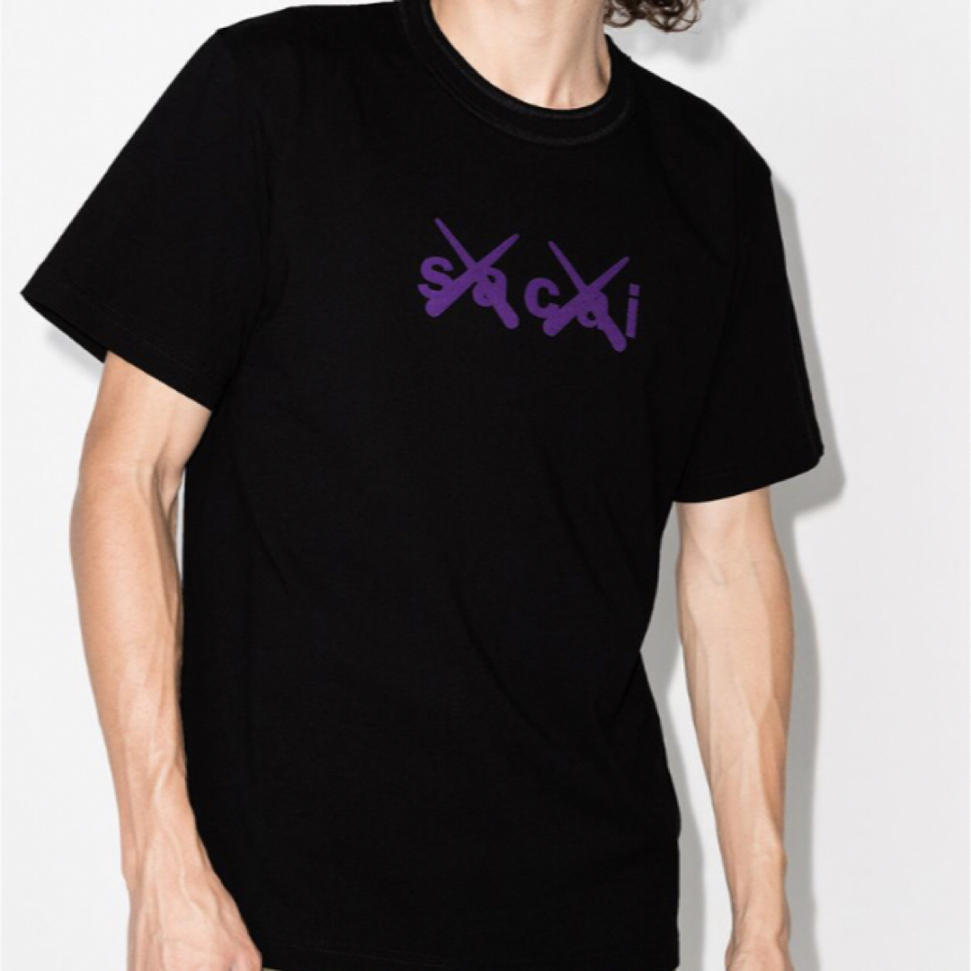 sacai kaws Tシャツ