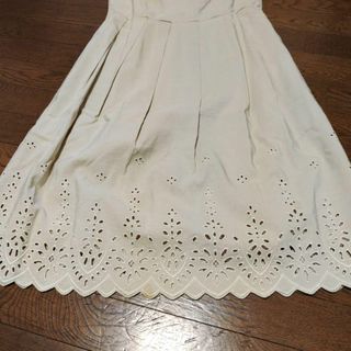 80美品　フォクシーブティック　38　膝丈ワンピース　ノースリーブ　花柄