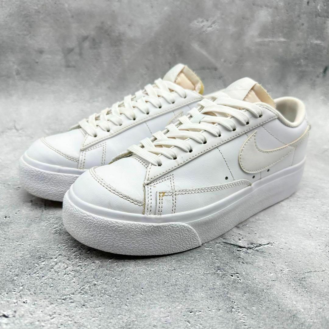 【美品】ナイキ BLAZER LOW PLATFORM ホワイト レザー 厚底