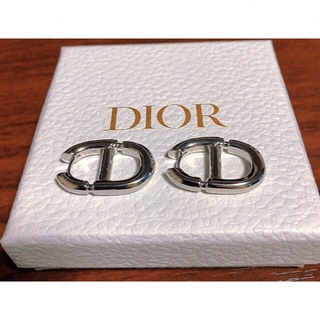 クリスチャンディオール(Christian Dior)のDior 人気 フープピアス シルバー 上品 可愛い Silver ディオール (ピアス)