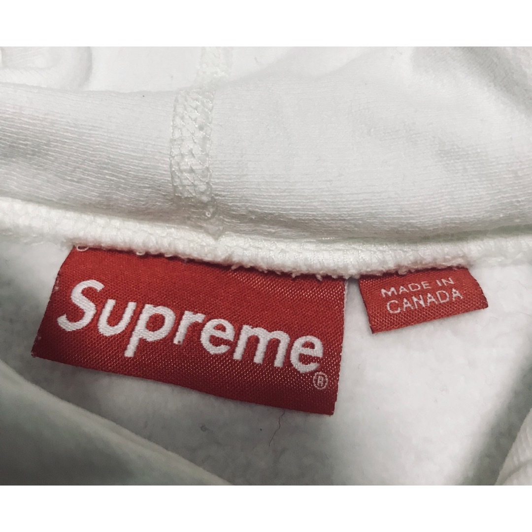 Supreme - supreme リフレクティブスモールロゴ パーカーの通販 by TK ...