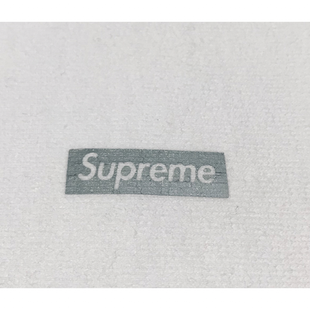 Supreme - supreme リフレクティブスモールロゴ パーカーの通販 by TK ...