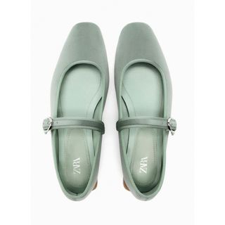 ZARA - 値下げ!!美品☆ZARAスエードフラットパンプス37(24cm)の通販