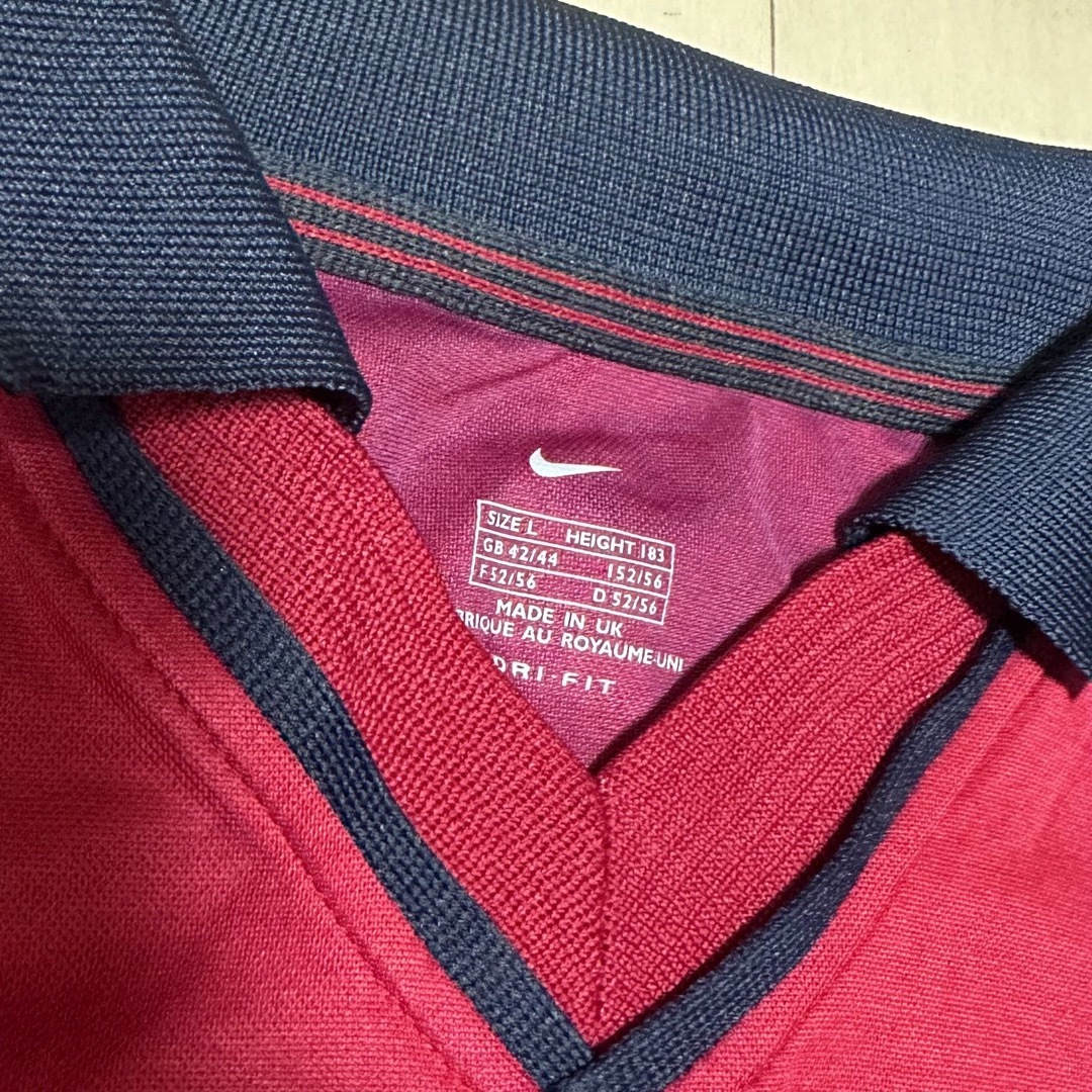 NIKE(ナイキ)の【希少！】99/01 FCバルセロナ ホームシャツ 100周年ロゴ付き Lサイズ スポーツ/アウトドアのサッカー/フットサル(ウェア)の商品写真