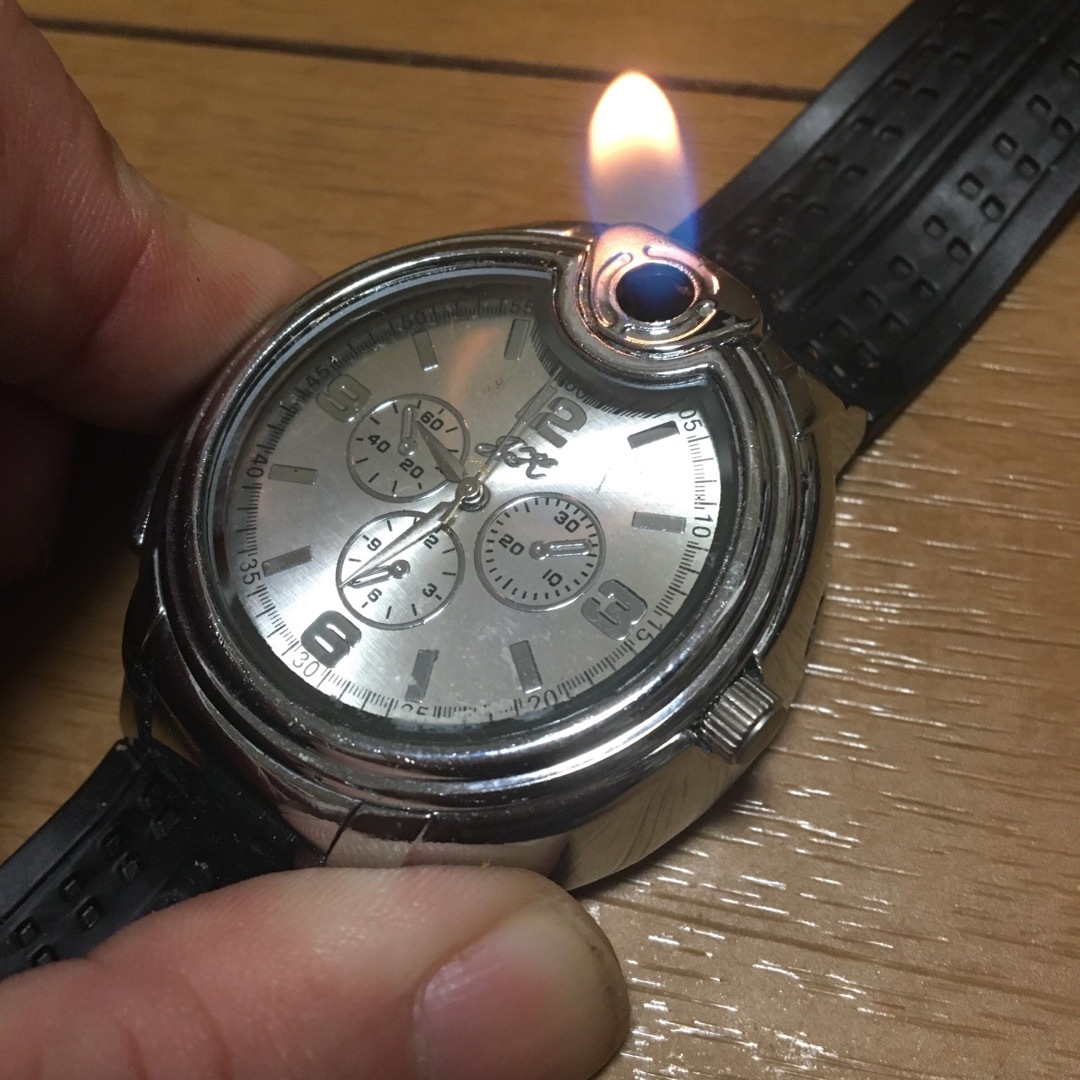 ライター付き腕時計　新品　未使用品 | フリマアプリ ラクマ