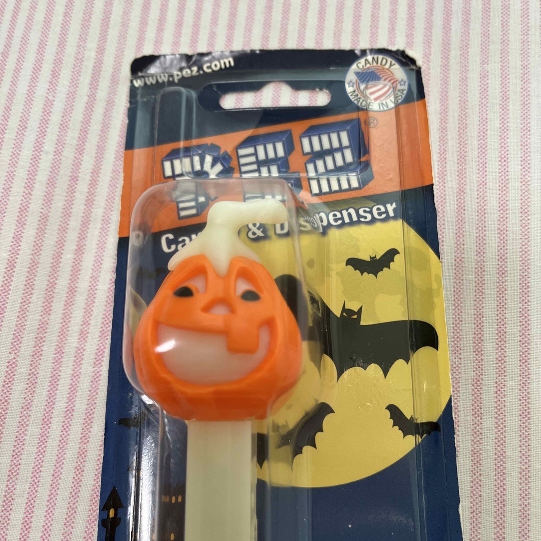 【激レア】ペッツ　PEZ ハロウィン　パンプキンヘッド　キャンディディスペンサー エンタメ/ホビーのおもちゃ/ぬいぐるみ(キャラクターグッズ)の商品写真