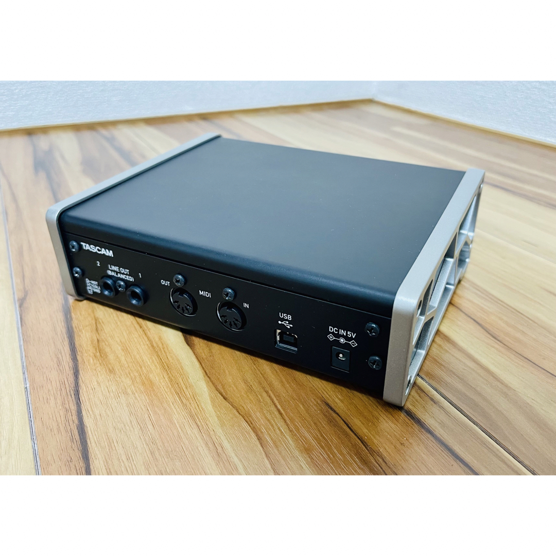 【・美品】TASCAM オーディオインターフェイス US-2x2 タスカム 3