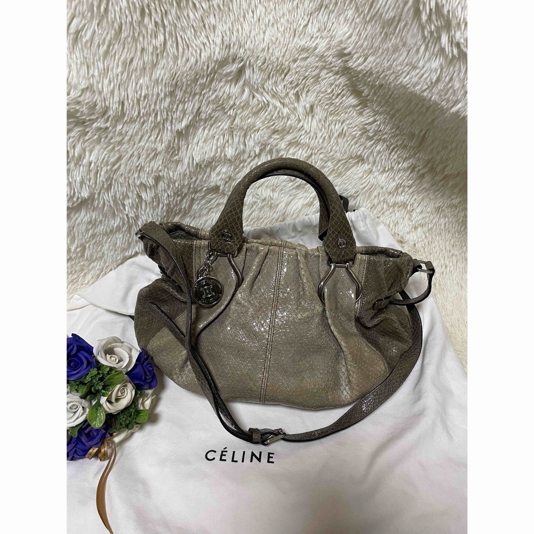 celine(セリーヌ)の【CELINE】ピロースモールレザー2wayショルダーバッグハンドバッグ レディースのバッグ(ショルダーバッグ)の商品写真