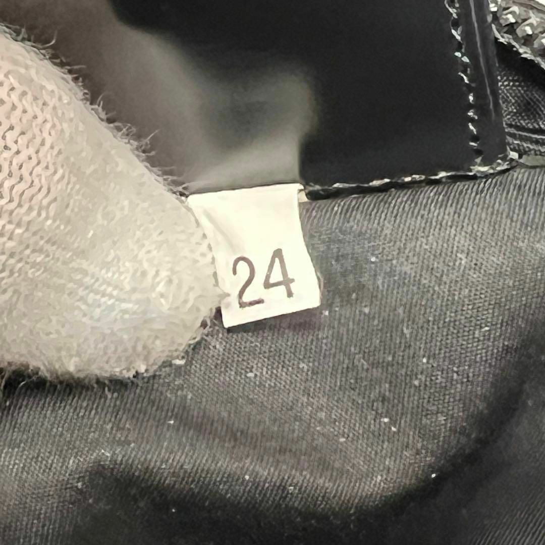 【極美品】 PRADA ナイロン ショルダーバッグ マチなし 白タグ付 ミニ