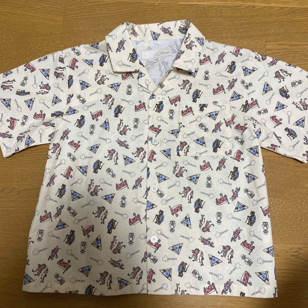 LOGOS(ロゴス)の新品　未使用　ロゴス　キャンプ柄シャツ　130 キッズ/ベビー/マタニティのキッズ服男の子用(90cm~)(ブラウス)の商品写真