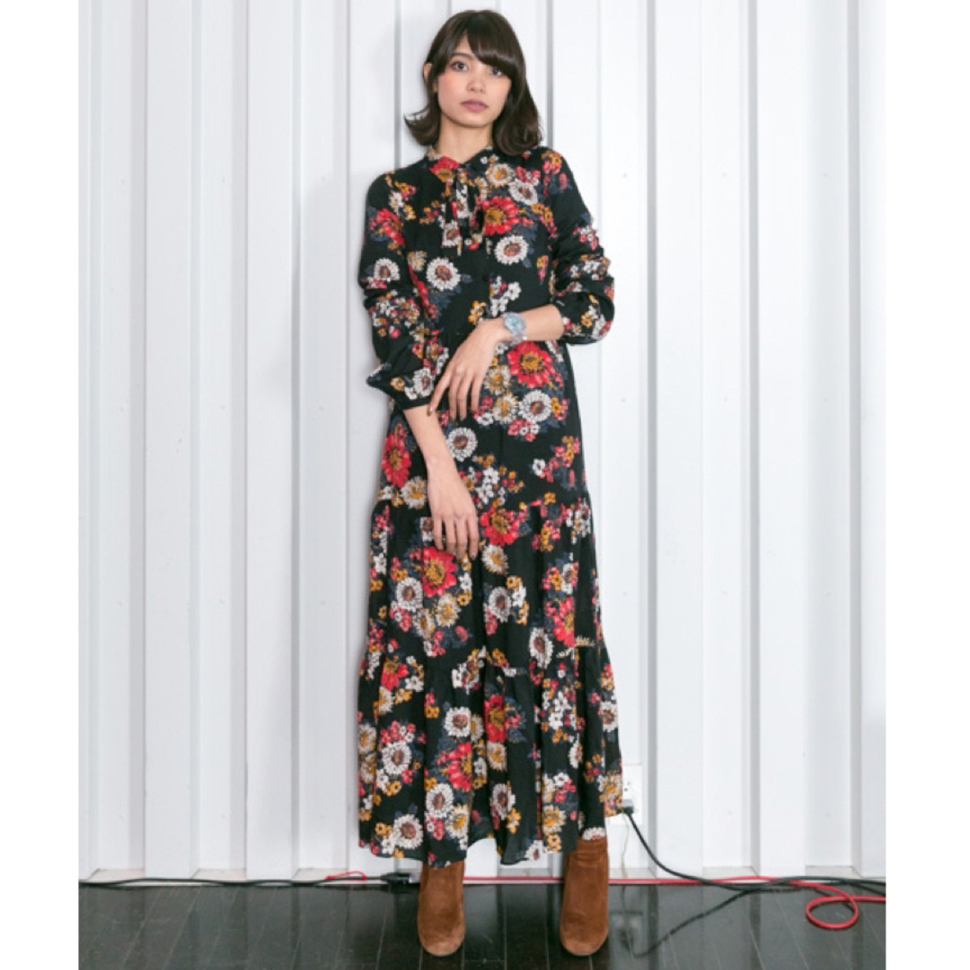 新品☆ZARA ザラ 花柄ロングワンピース