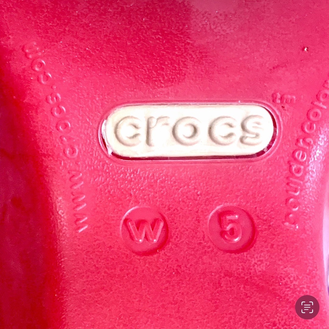 crocs(クロックス)の新品未使用 クロックス ワラチェ ウェッジ サンダル マルチカラー レディースの靴/シューズ(ハイヒール/パンプス)の商品写真