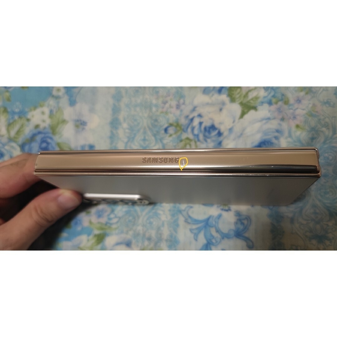 Galaxy Z Fold4 256 GB ベージュ SIMフリー 韓国版の通販 by Kei's Galaxy Z Fold4 256 GB ベージュ SIMフリー 韓国版の通販 by Kei's