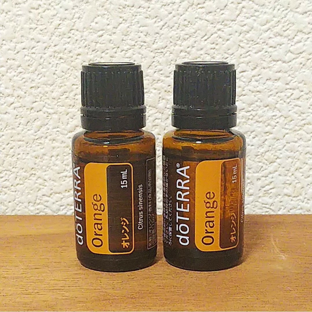 新品未使用☆ドテラ＊オレンジ 15ml 2本セット コスメ/美容のリラクゼーション(エッセンシャルオイル（精油）)の商品写真