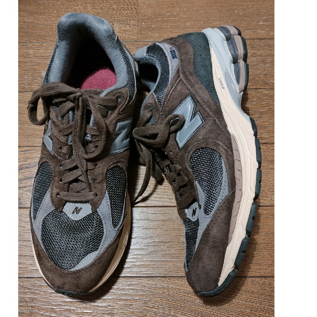 New Balance(ニューバランス)の【美品】New Balance M2002RLY BROWN メンズの靴/シューズ(スニーカー)の商品写真