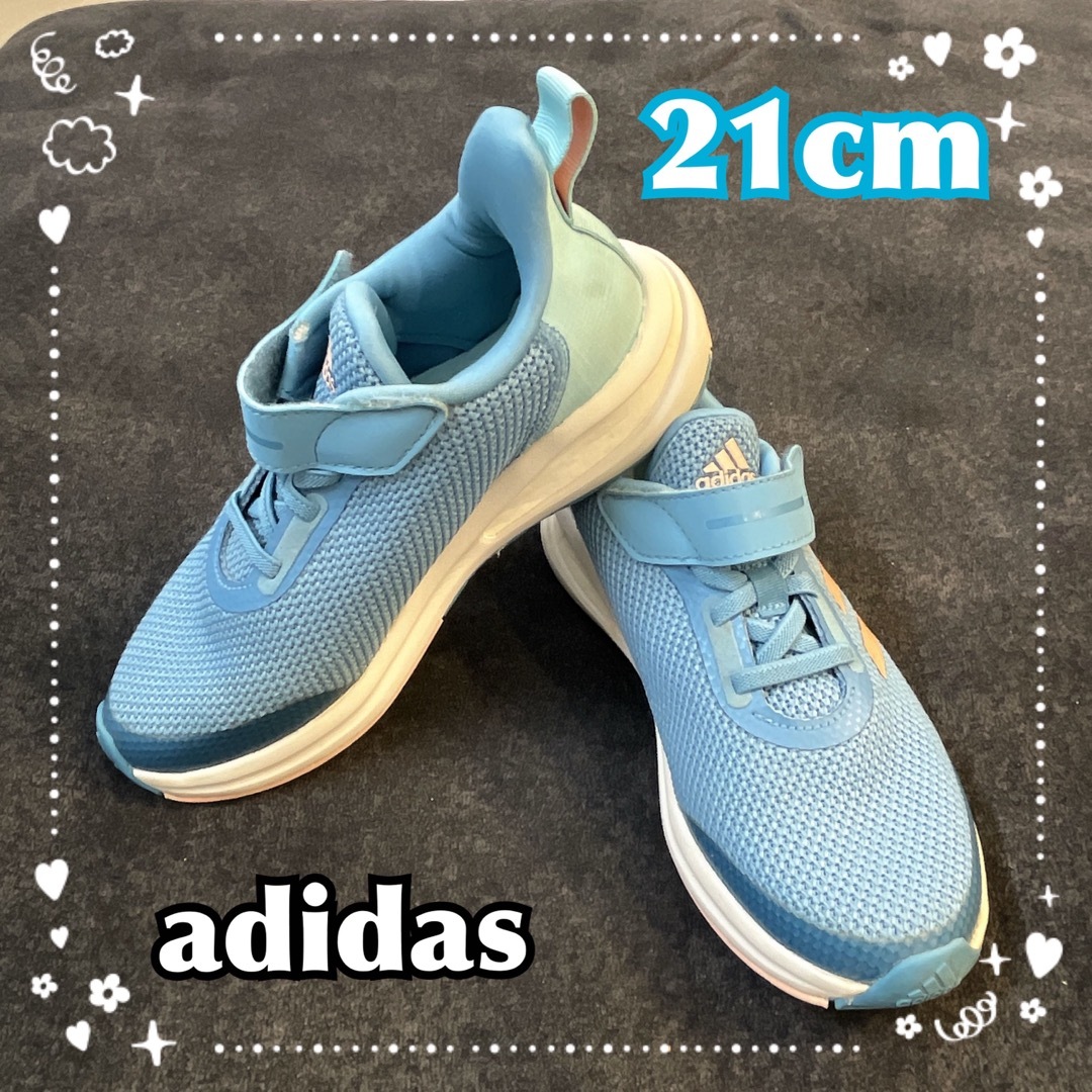 adidasの水色スニーカー(21.0cm) | フリマアプリ ラクマ